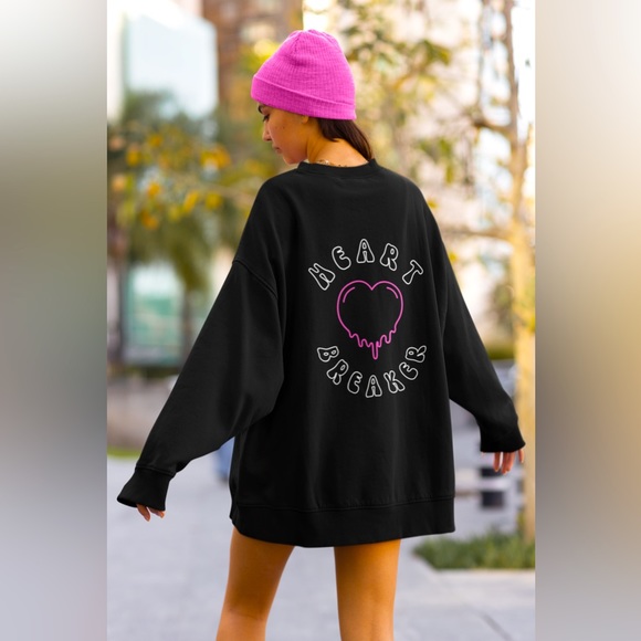 teerizzcustoms Sweaters - Heartbreaker Crew